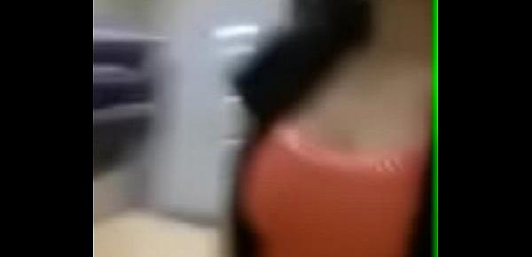  bangalore girl flashes tits and pussy in office